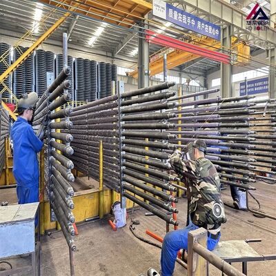 固いシグネッドスピラルフィニングボイラーフィニングチューブ熱交換器 アンチアッシュステンレス