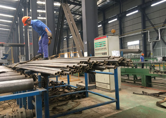 動力火車のボイラー合金鋼の継ぎ目が無い管ASTM A335 ASME SA335 P22
