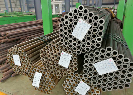 ASTM A179 ASME SA179の継ぎ目が無いボイラー管Gr GR Cオイルのすくいの表面の御馳走