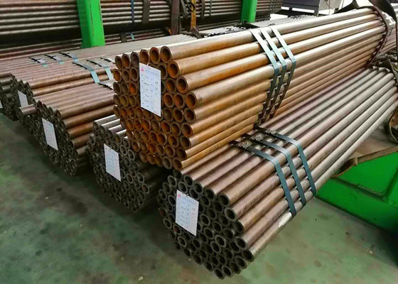 高い中間の低圧のボイラー圧力のためのSA179SMLSの炭素鋼Sa 179継ぎ目が無い管