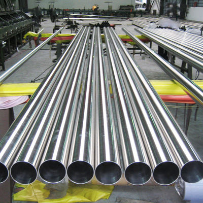 溶接される産業ステンレス鋼はAstm A312 Tp304 Sch10 6000mmを配管します