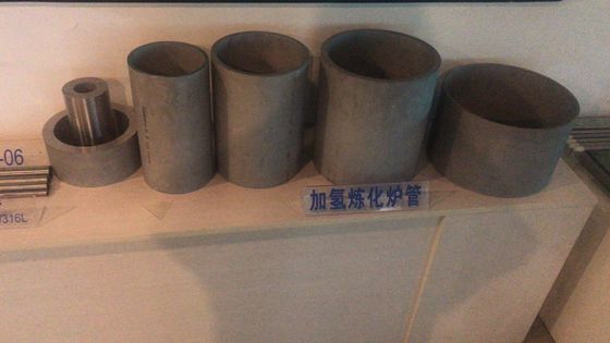 JIS G3459の継ぎ目が無い溶接されたステンレス鋼の管300A SCH 40の6Mピクルスにされたアニールされた明白な端