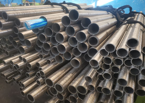 ASTM A213/SA213 TP304H Ssのボイラー管のステンレス鋼の継ぎ目が無い管