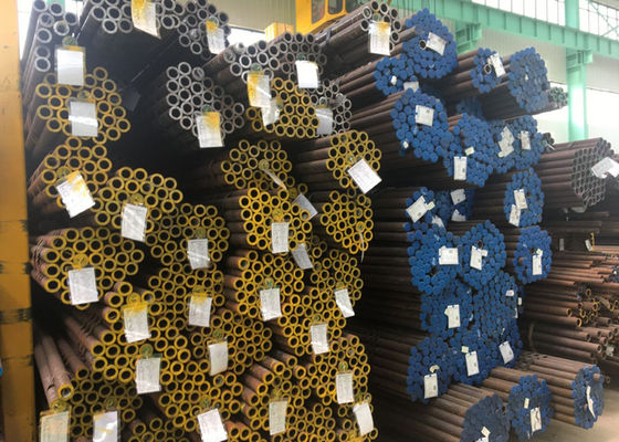 熱交換器の黒の鋼鉄継ぎ目が無い管の銅上塗を施してあるASTM A106の標準